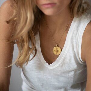 Jane Win Adjustable 18-20" Delicate Chain